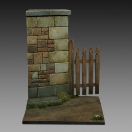 RM867 Base with wall and gate